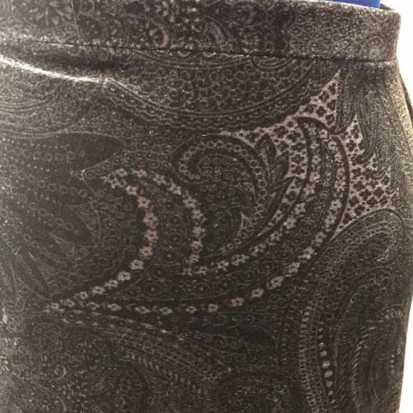 Kathie Lee Collection Dresses & Skirts - Kathie Lee Beautiful Soft Black Skirt